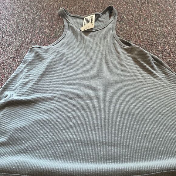 Free people Xs grey tank - Picture 3 of 4
